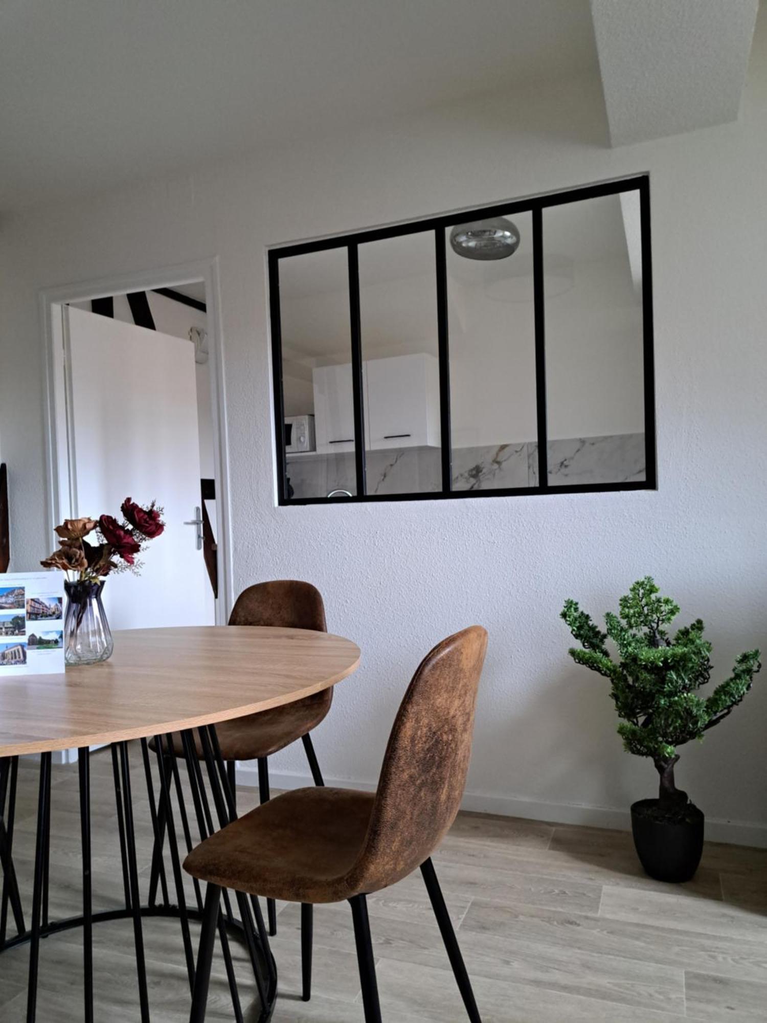 Appartement Centre Historique Avec Parking Inclus コルマール エクステリア 写真